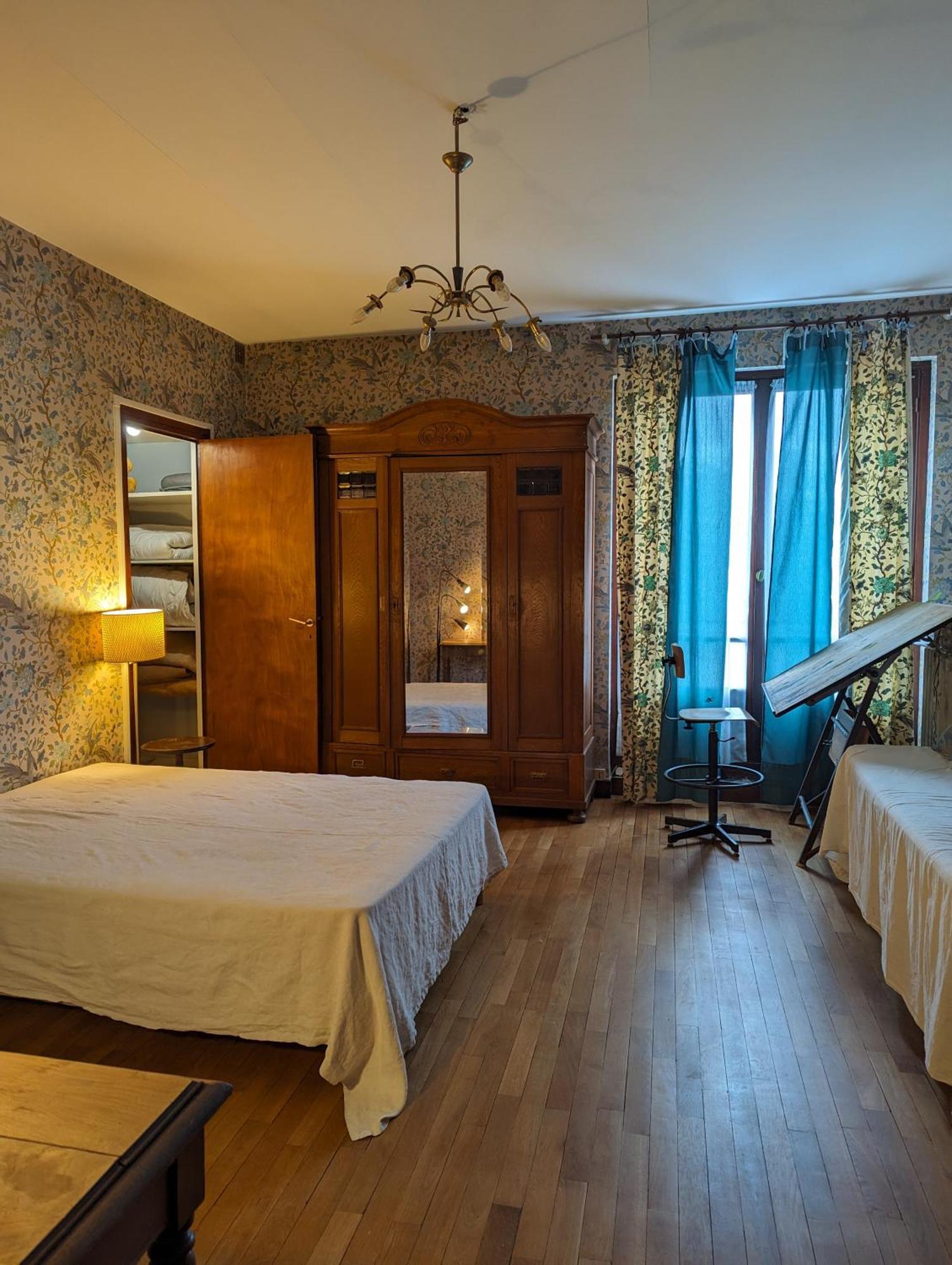 Studio 63M2 3Eme Etage Ou Chambre Dans Appartement 2Eme Etage Pour Sejours A Moulins Moulins  Zewnętrze zdjęcie